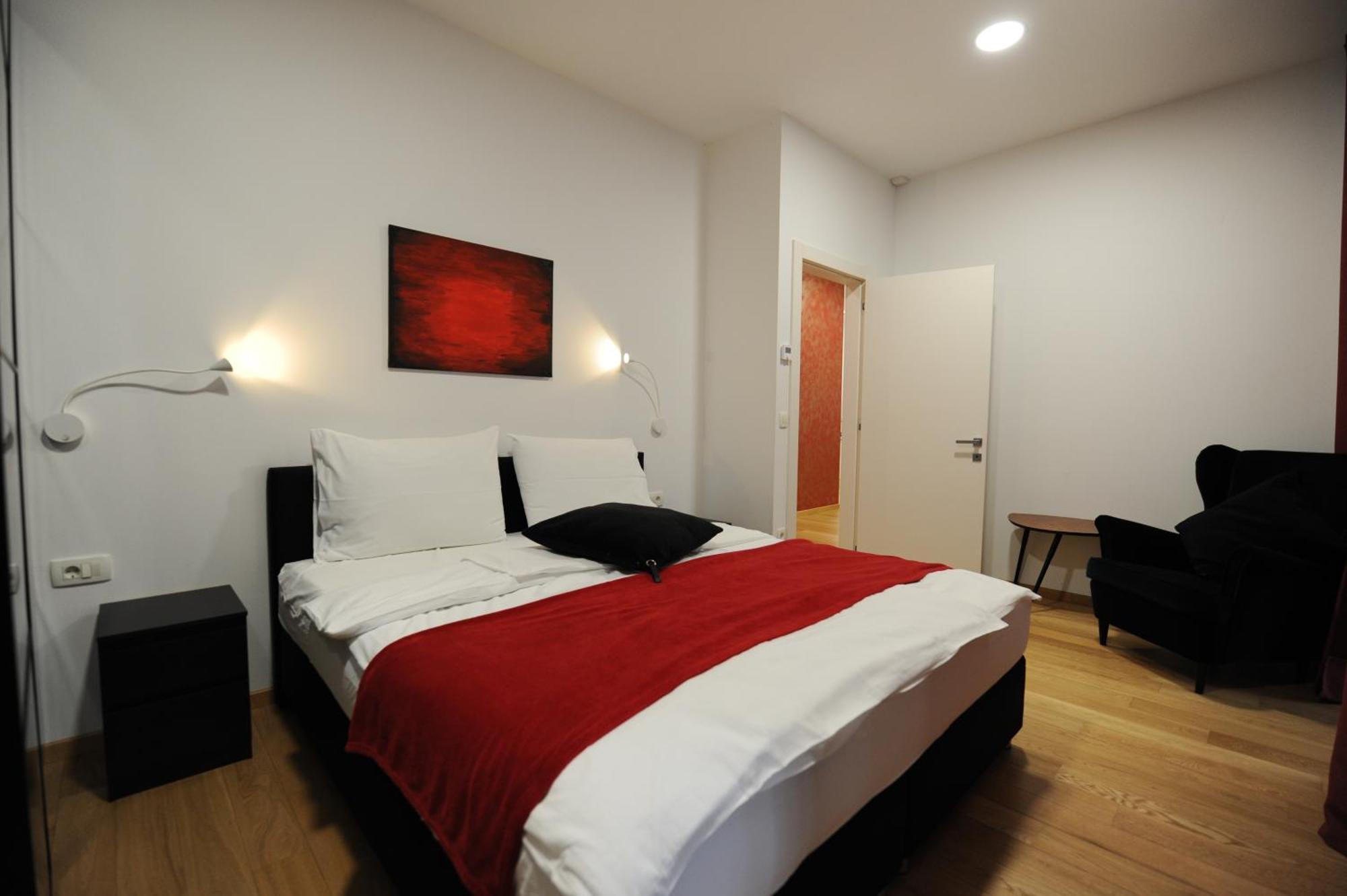 Argo Apartments Ljubljana Buitenkant foto
