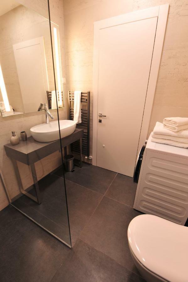 Argo Apartments Ljubljana Buitenkant foto